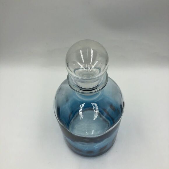 Blue Clear Ombre Look Glass Decanter Collectible Decorative Glassware - Picture 6 of 14